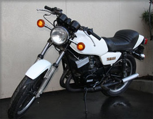 Yamaha RD400